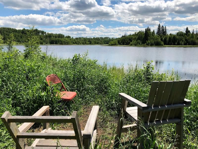Years have passed and the chairs are far more cordial